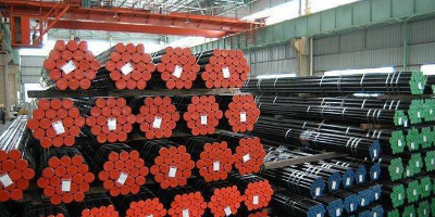 鋼宇管道倉(cāng)庫(kù)